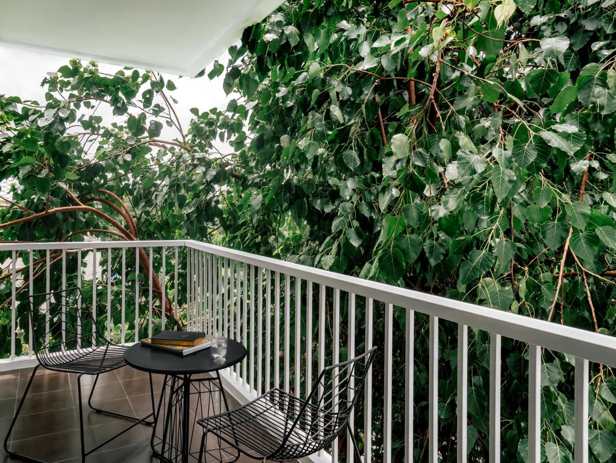 Отель The Standardx, Bangkok Phra Arthit Экстерьер фото
