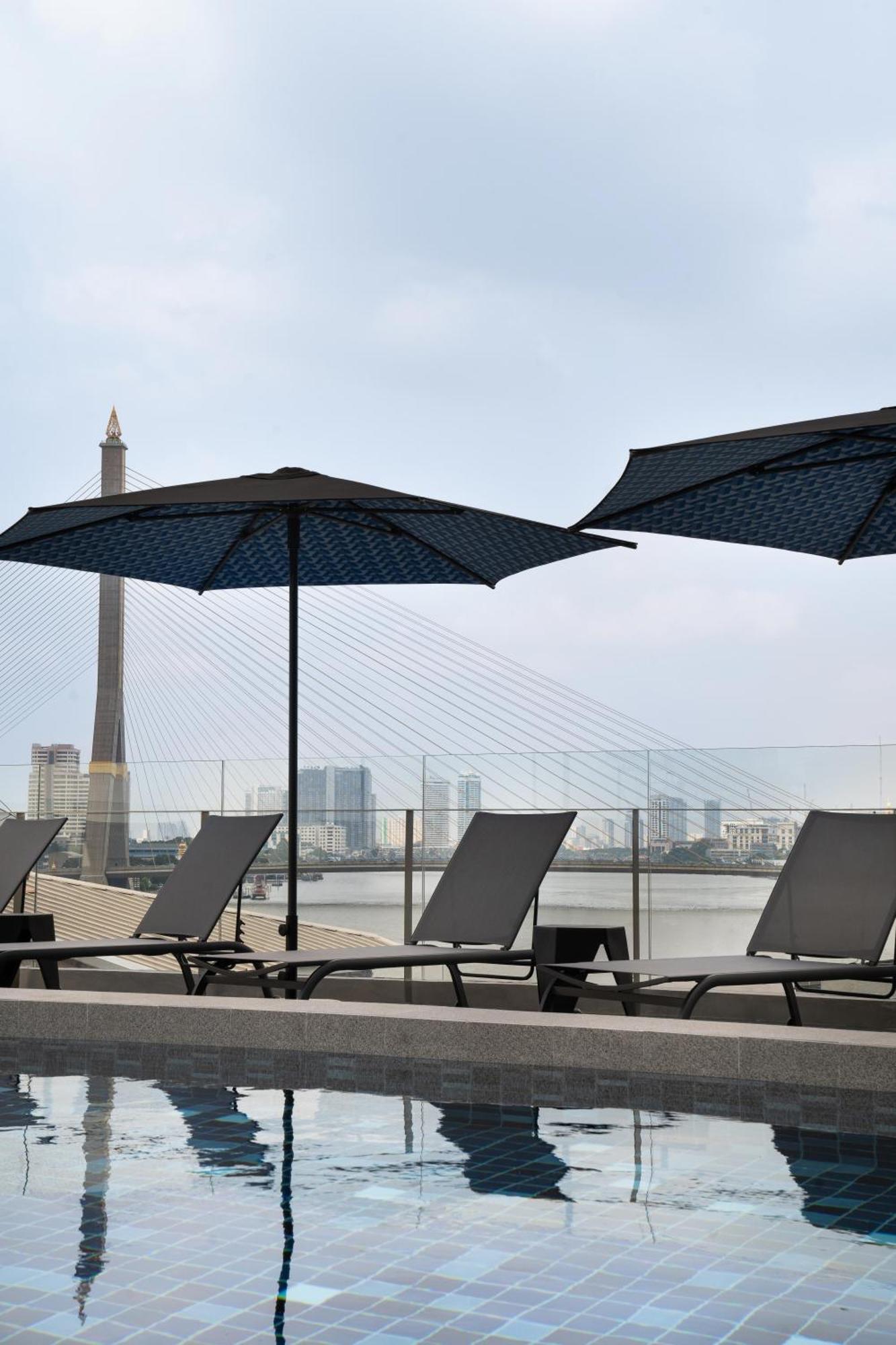 Отель The Standardx, Bangkok Phra Arthit Экстерьер фото