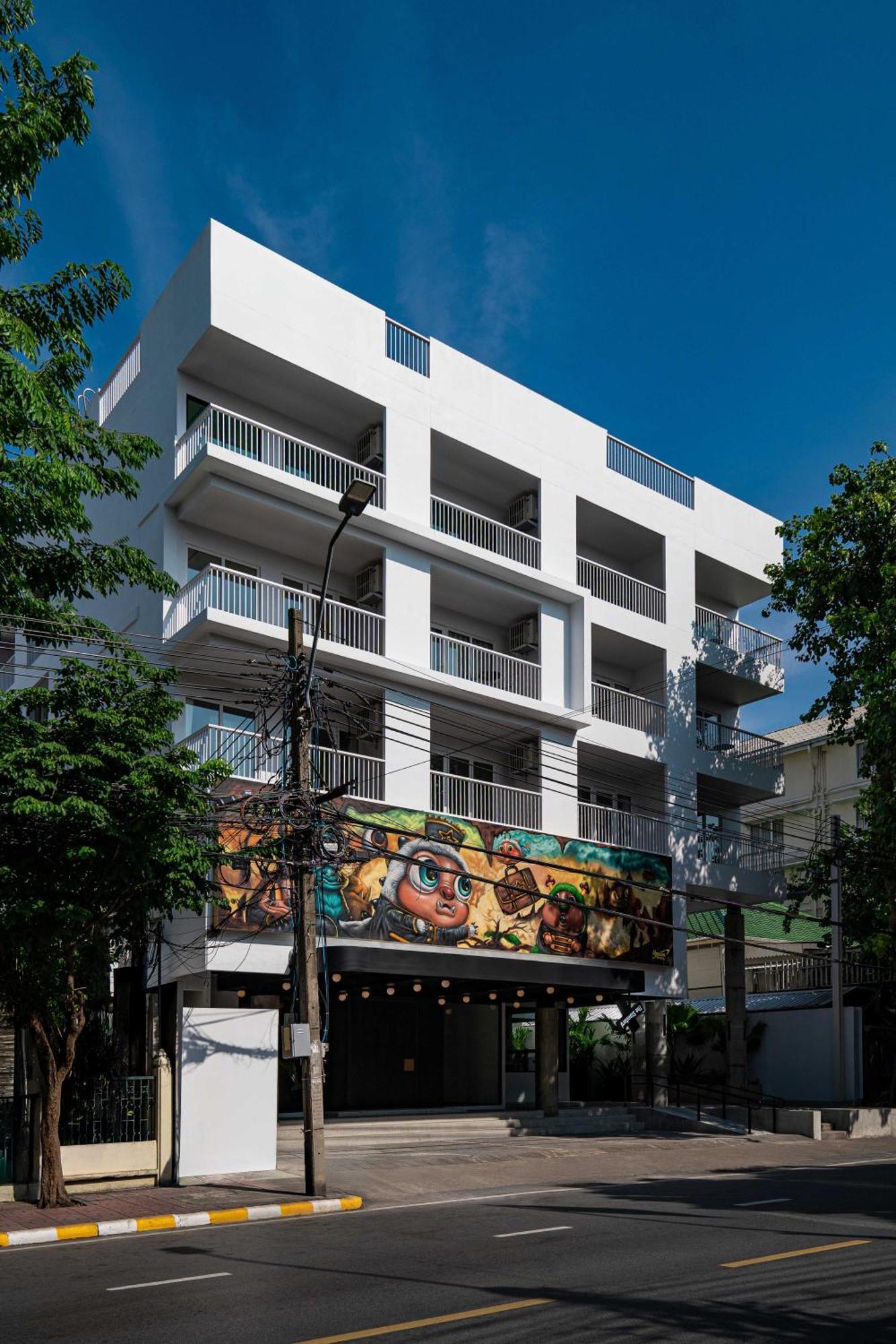 Отель The Standardx, Bangkok Phra Arthit Экстерьер фото